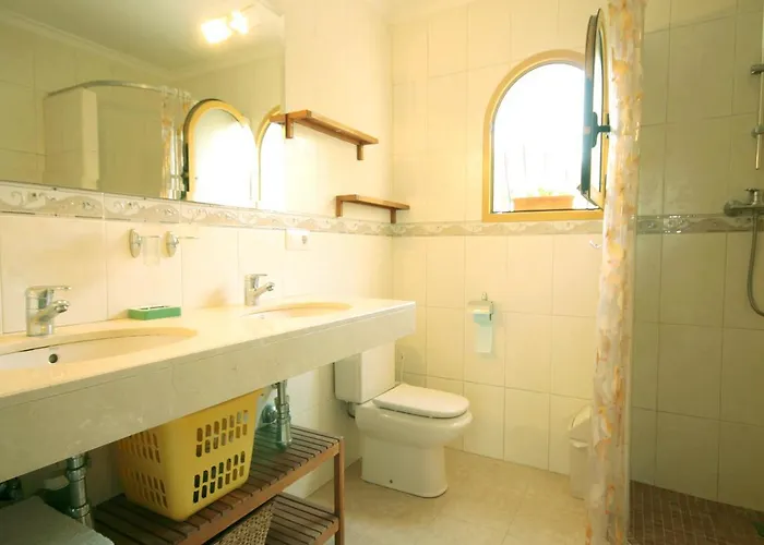 Marycar Villa